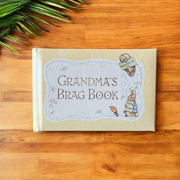 Vintage 1976 Grandma’s Brag Book – Beatrix Potter Peter Rabbit Photo Album - Picture 1 of 8
